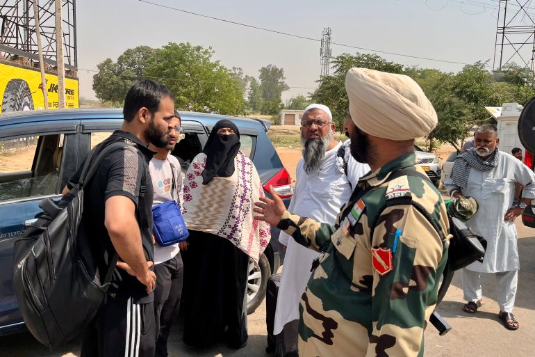 Pakistan ready to receive citizens returning from India amid border closure