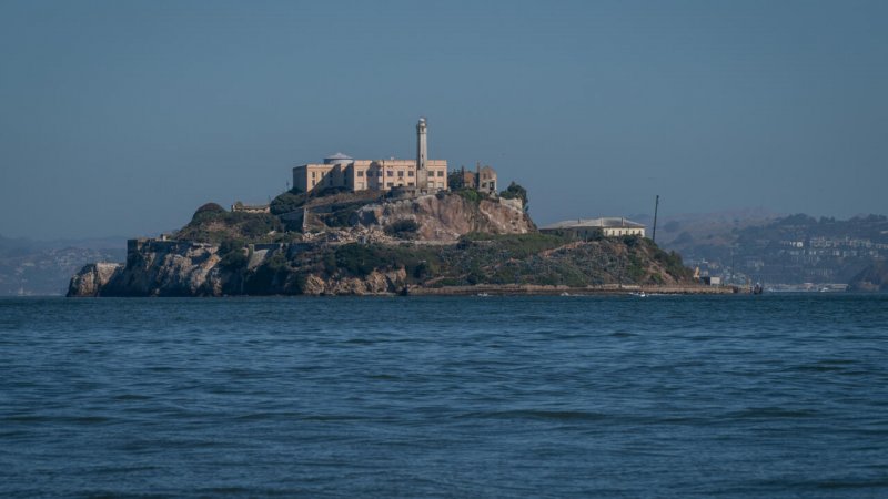 Trump orders reopening of Alcatraz prison