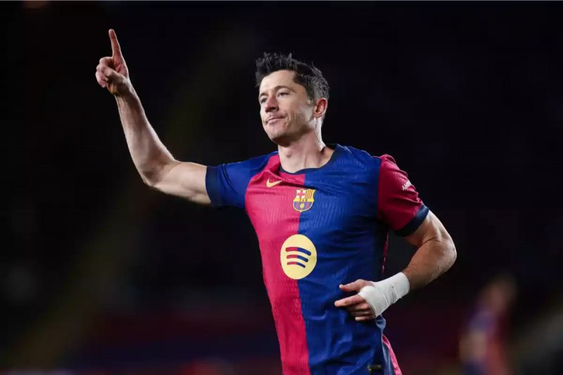Champions League: Lewandowski returns to boost Barcelona ahead of Inter showdown