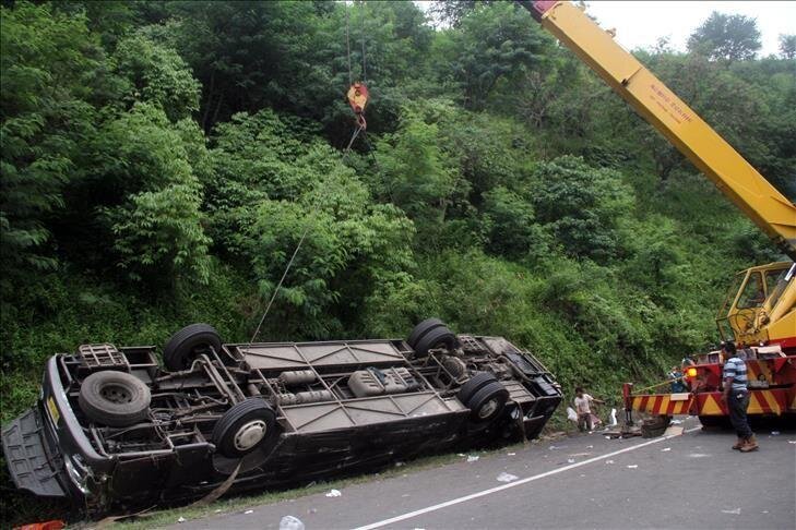 12 killed, 5 injured in bus accident in Indonesia's West Sumatra 