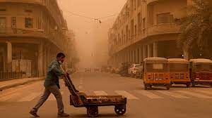 Severe dust storms hit Arab countries, triggering safety alerts