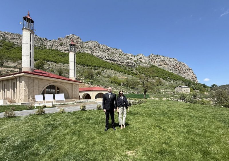 2025/05/17467-1746798245.jpg + President Aliyev and First Lady Mehriban Aliyeva attend inauguration of Dashalti village mosque in Shusha district News about - President Aliyev and First Lady Mehriban Aliyeva attend inauguration of Dashalti village mosque in Shusha district
