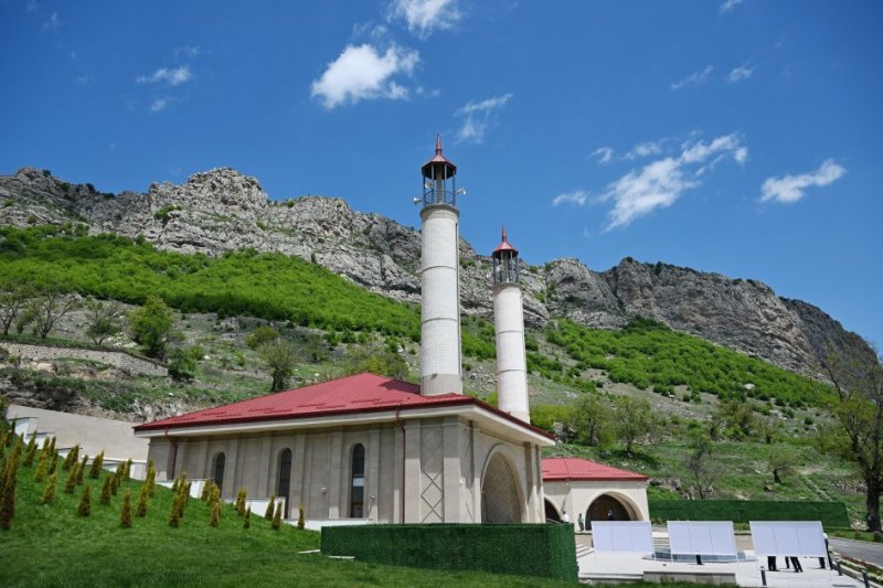2025/05/17467-1746798245.jpg + President Aliyev and First Lady Mehriban Aliyeva attend inauguration of Dashalti village mosque in Shusha district News about - President Aliyev and First Lady Mehriban Aliyeva attend inauguration of Dashalti village mosque in Shusha district