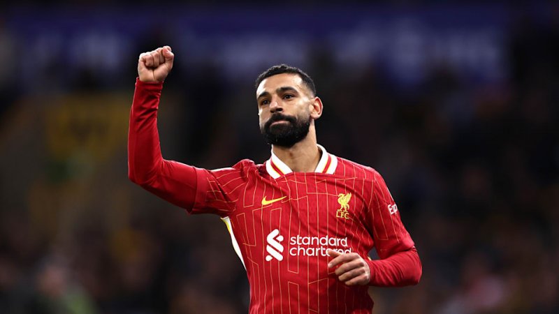 Liverpool's Salah wins FWA footballer of the year