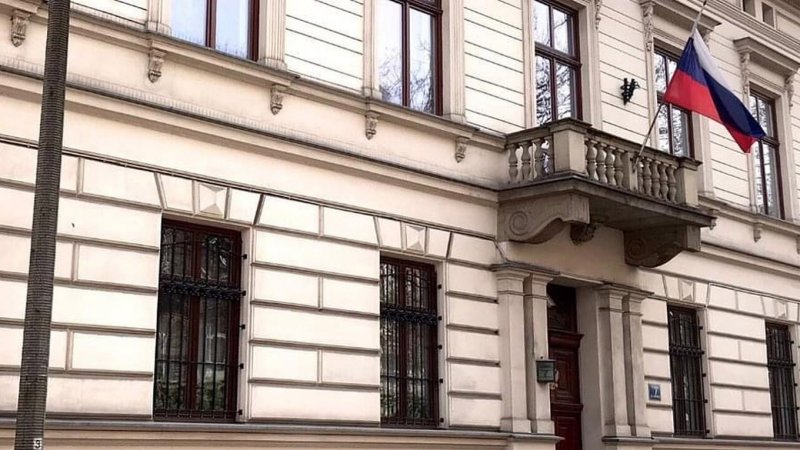 Poland to close Russian consulate in Krakow