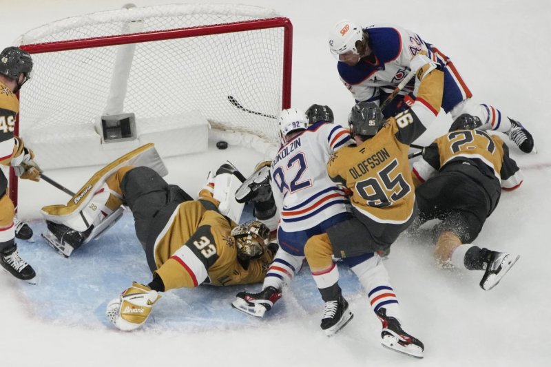 Kapanen scores OT winner to lift Oilers into West finals