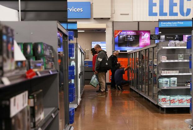 U.S. businesses race to restock as China tariff cut offers 90-day lifeline 