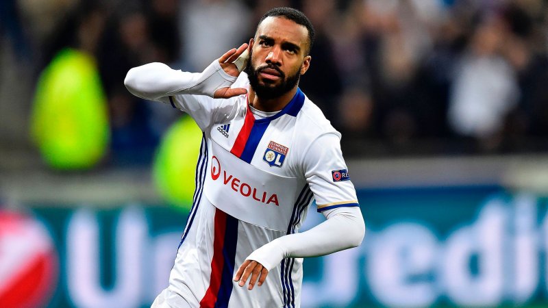 Lyon striker Lacazette's home burgled during farewell match