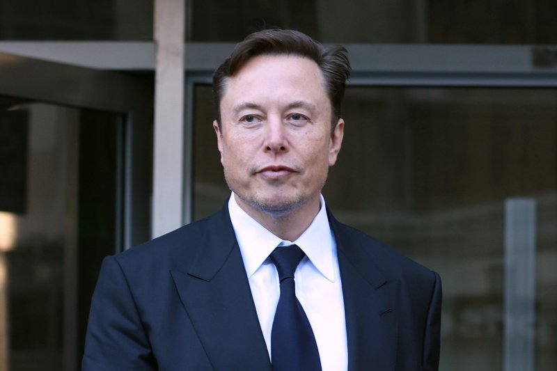 Elon Musk backs conspiracy theory about Biden’s cancer diagnosis 