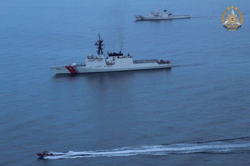 US, Philippine coast guards conduct first-ever exercise