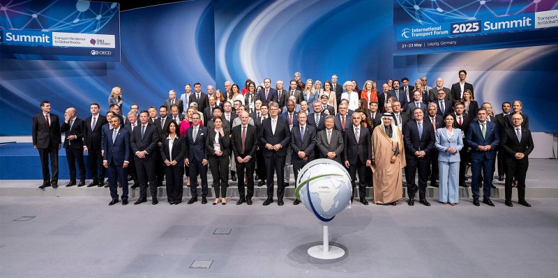 Azerbaijan assumes chairmanship of International Transport Forum Summit