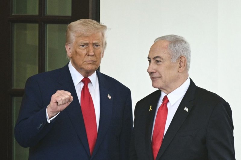 Trump wants Netanyahu aligned on Iran policy, says top U.S. official 