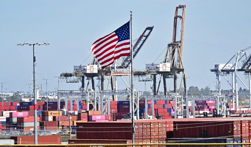 U.S. economy contracted by slightly less than expected in first quarter 