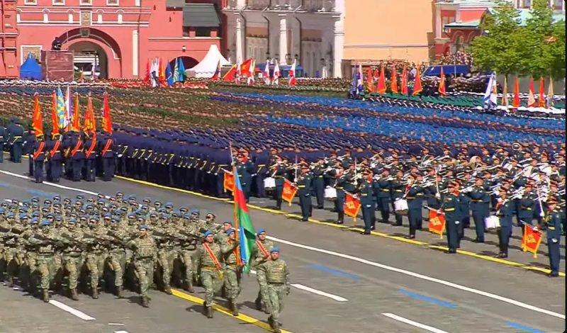 Azerbaijani servicemen join Victory Day parade in Moscow