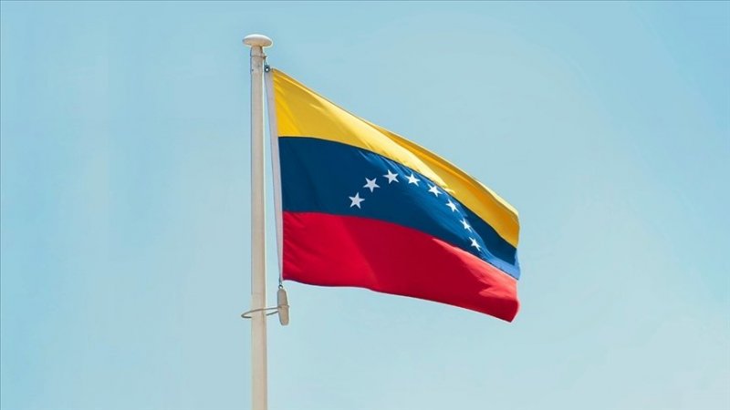Venezuela bans arrival of flights from Colombia