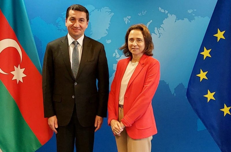 Azerbaijani presidential aide, EU official discuss Baku-Yerevan normalization 