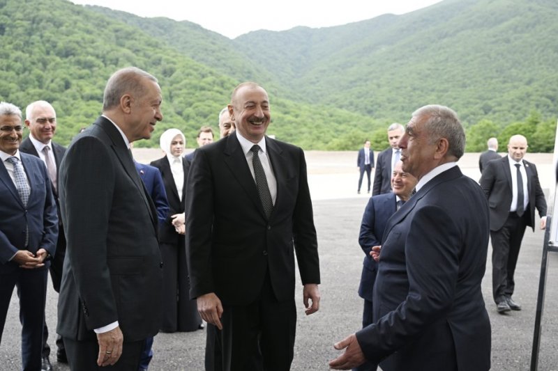 News about - Azerbaijani, Turkish presidents inspect progress on Kalbajar-Lachin highway construction