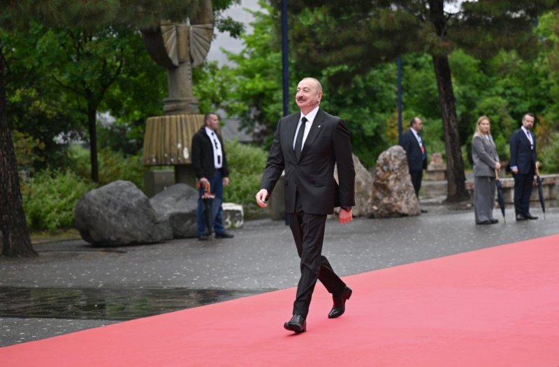 News about - Azerbaijan's president attends European Political Community Summit in Tirana