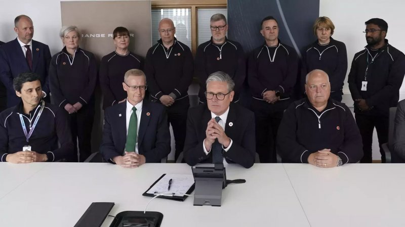 US and UK strike 'breakthrough' trade agreement 