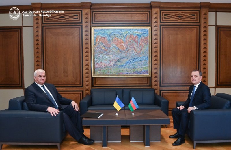 A bilateral meeting between the Foreign Ministers of Azerbaijan and Ukraine is currently underway