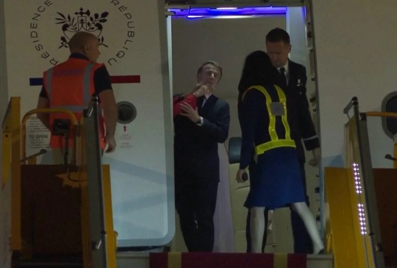 Brigitte Macron lands the first strike in Hanoi  -VIDEO 