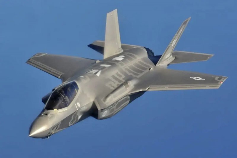 Pentagon approves $17 million Lockheed Martin deal for Greece's F-35s