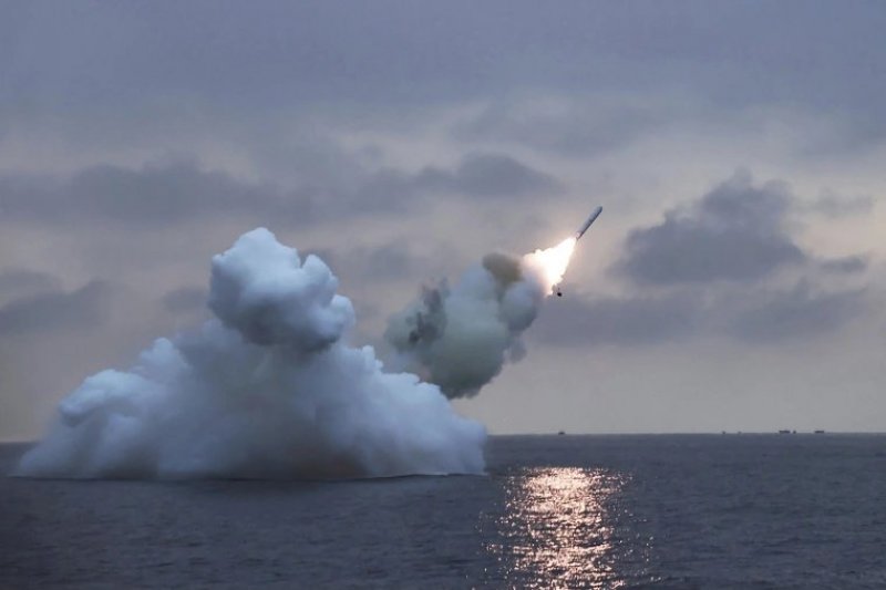 N. Korea fires multiple cruise missiles toward East Sea