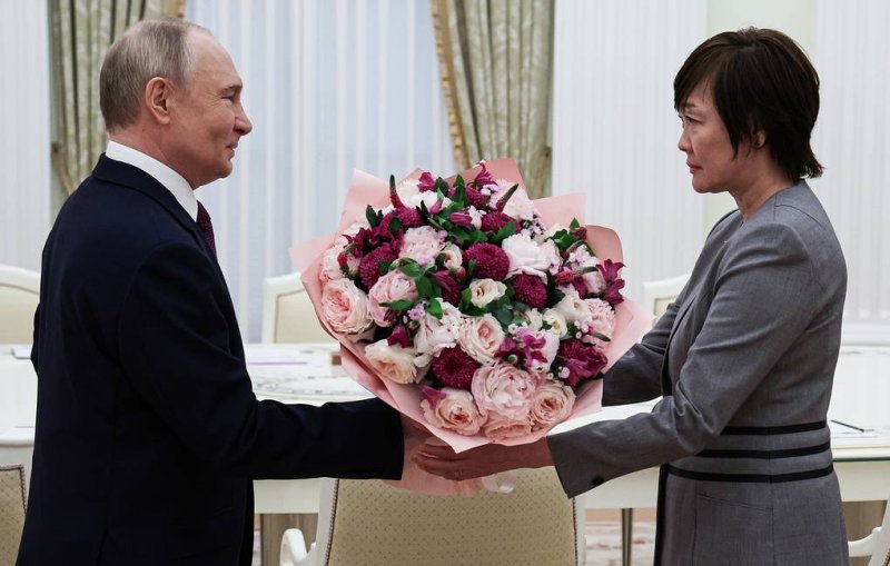 Japan declines to comment on meeting between Abe’s widow, Putin