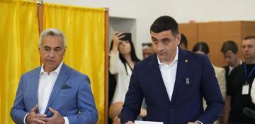 Romania's far-right candidate wins first round of presidential elections