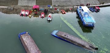 At least 9 dead as tourist boats in southwest China