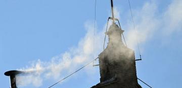 White smoke signals election of new pope 