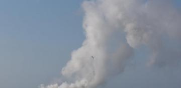 Toxic chlorine cloud in Spain triggers mass indoor order