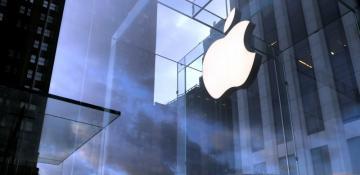 Apple weighs iPhone price hike