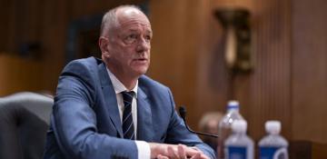 UnitedHealth stock drops as CEO steps down