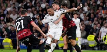 Real Madrid rallies to beat Mallorca 2-1