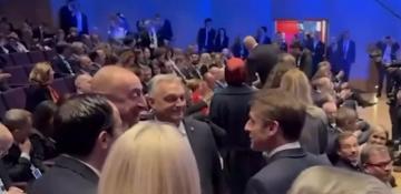 Azerbaijani, French presidents hold brief meeting in Tirana –  VIDEO 