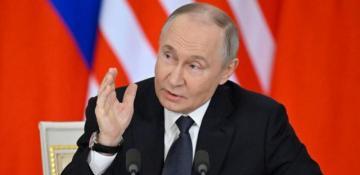 Putin announces plan to create buffer zone along Ukraine border 