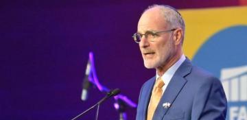 Israel’s US ambassador backs Netanyahu, criticizes legal system in interview 