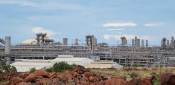 Australia grants 40-year extension to controversial gas plant