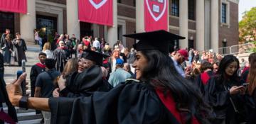 US halts student visa processing in new move against foreign applicants 