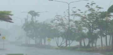 Severe weather hits Sri Lanka: Nearly 6,000 affected, 50,000 without power