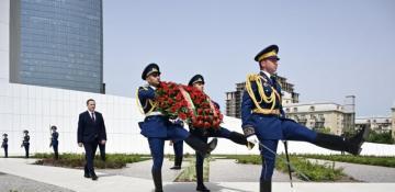 Belarusian premier visits Victory Park in Baku