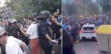 Several injured as car drives into crowd ahead of Espanyol-Barcelona derby -  VIDEO 