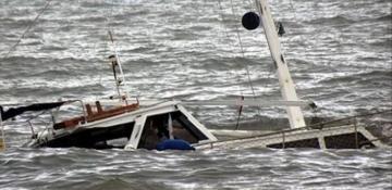 At least 5 dead after migrants boat overturns in Canary Islands