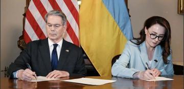  US and Ukraine sign critical minerals deal 