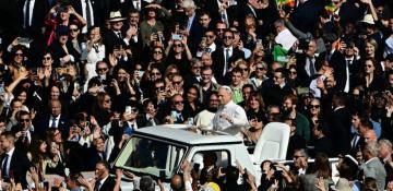 Pope Leo XIV holds first mass after greeting crowds in St. Peter's Square LIVE 
