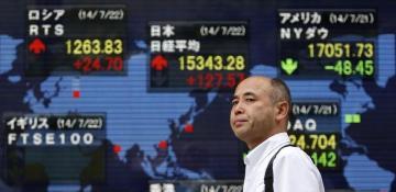 Asia stocks drift higher on US trade hopes as China talks loom 