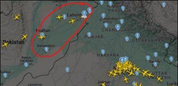Airspace of Pakistan is closed over  possible attacks  from India 