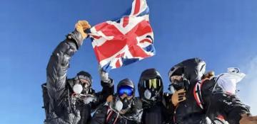 British climbers become first to scale Mount Everest with new method 