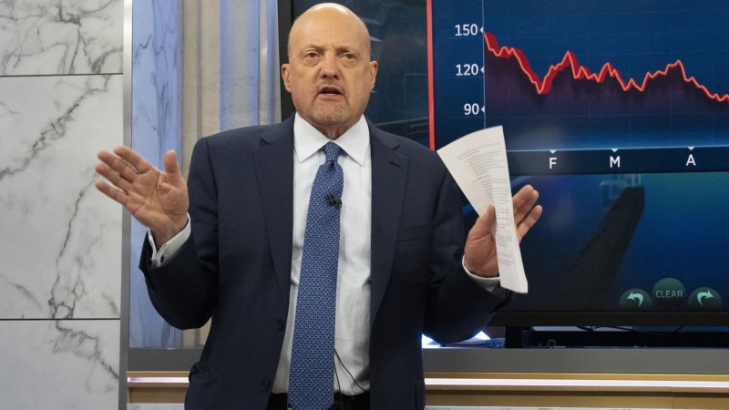 Jim Cramer explains why Salesforce stock has taken a hit 